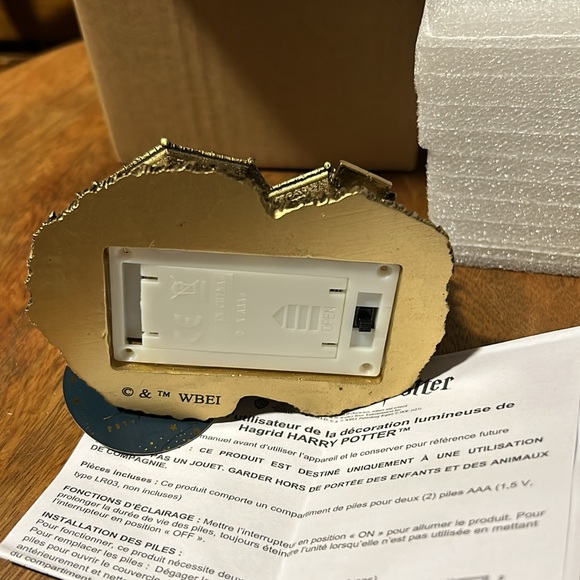 Pottery Barn Teen Harry Potter Hagrid’s light up Hut ornament BNIB SO NEAT! - Picture 7 of 10